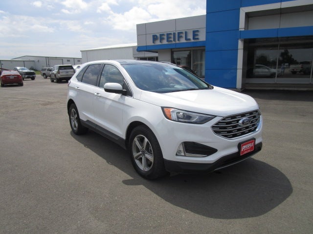 2022 Ford Edge SEL in White — front three-quarter view